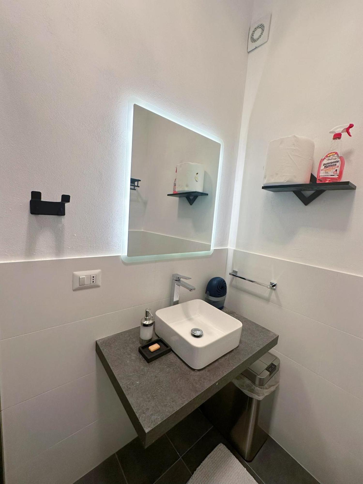 Bed & Breakfast Sakura Milano Exterior foto