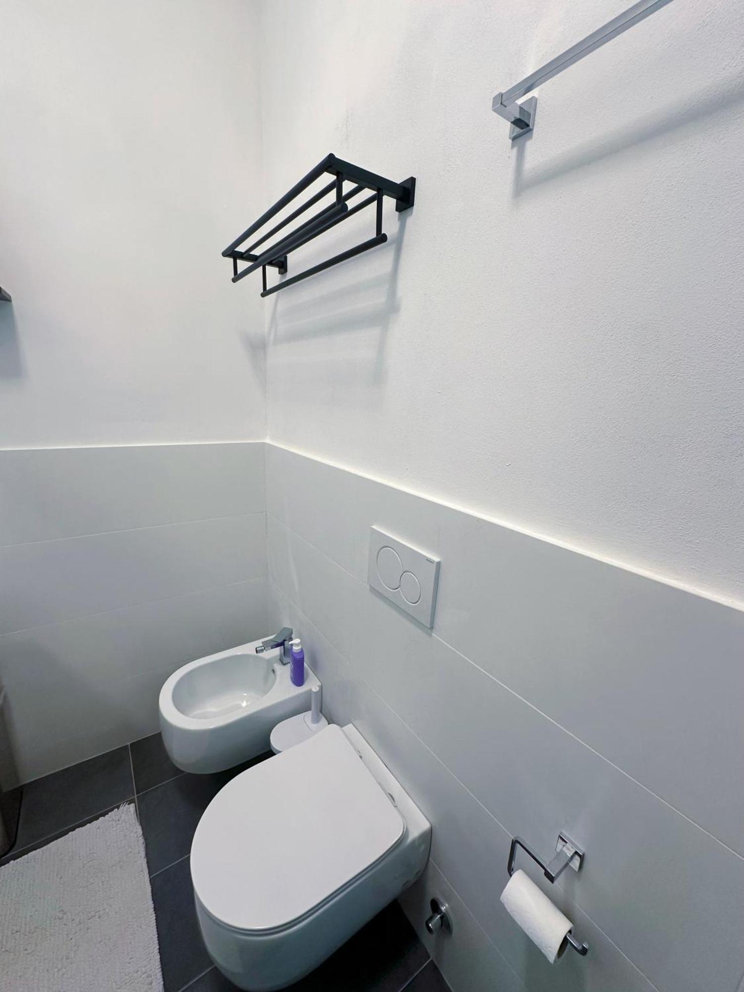 Bed & Breakfast Sakura Milano Exterior foto