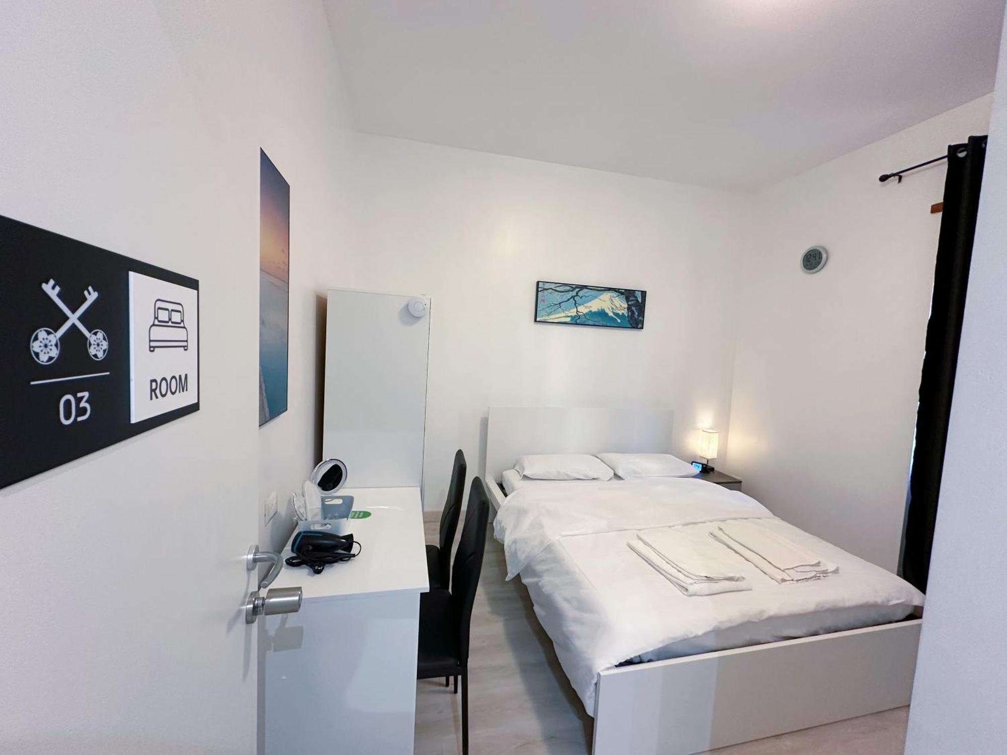 Bed & Breakfast Sakura Milano Exterior foto